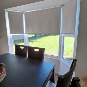 Roller Blackout Natura En Bow Window