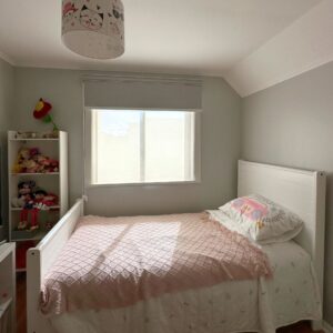 Roller Doble – Blackout Gris+ Screen Blanco 5% Con Cenefa Personalizada