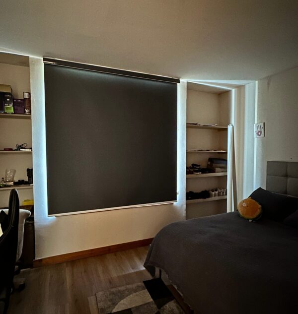 Roller Blackout Gris Oscuro Con Cenefa Personalizada - Imagen 2