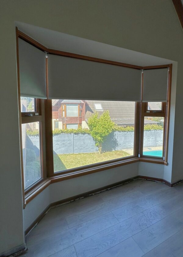 Roller Blackout Arena En Bow Window - Imagen 3