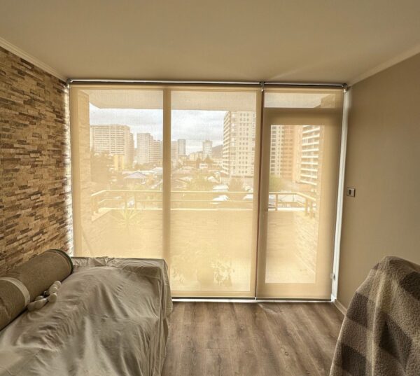 Roller Screen Beige 5%