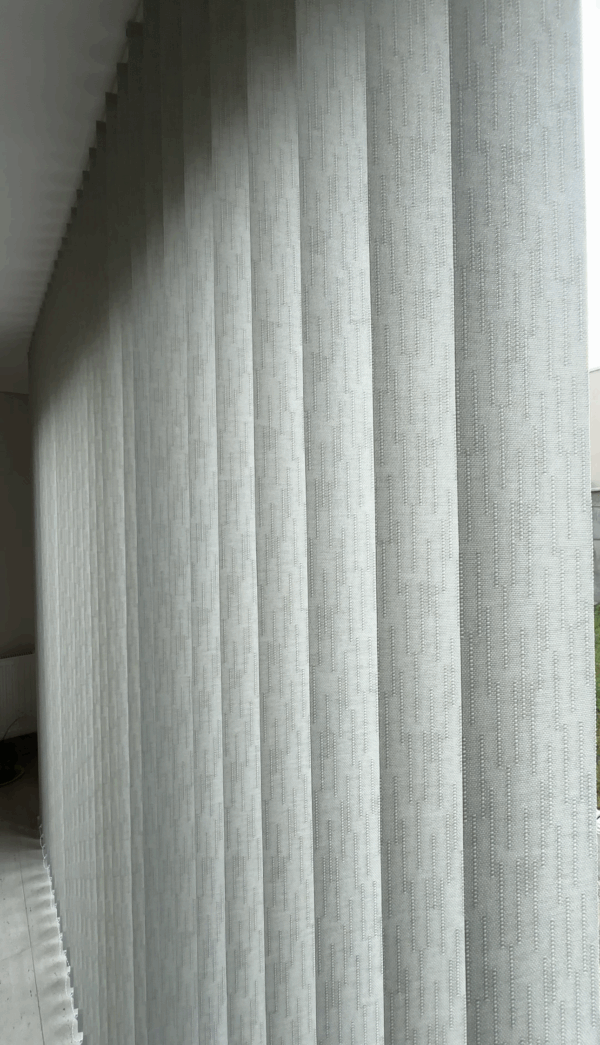 Cortinas Vertical Rustica Gris - Imagen 4