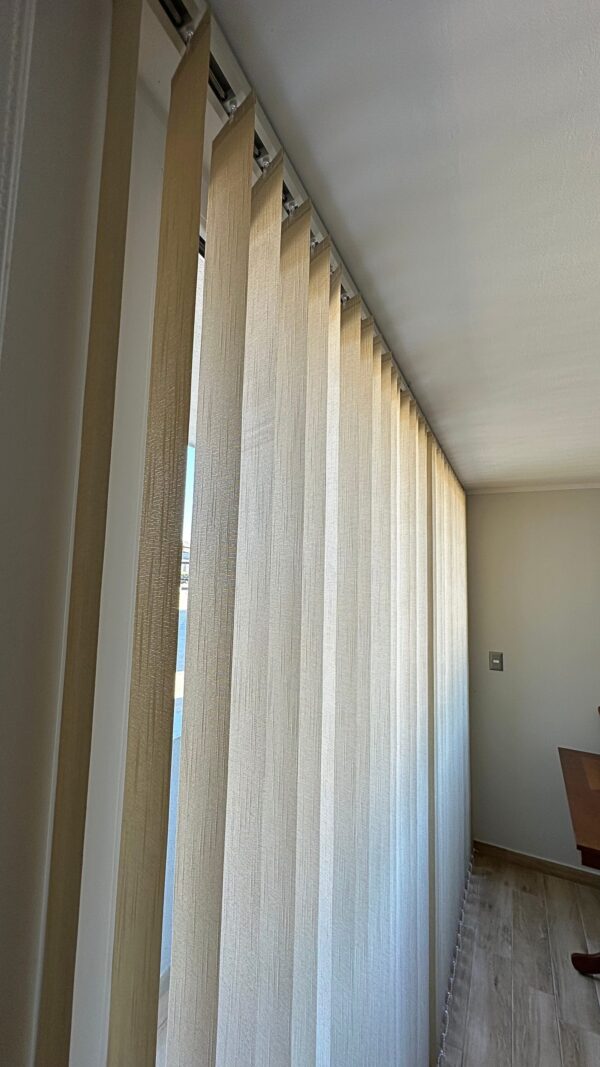Cortinas Vertical Rustica Beige - Imagen 2