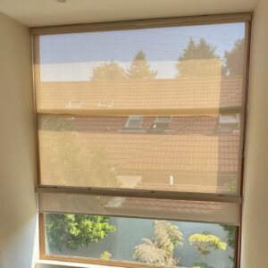 Roller Screen Beige 5%
