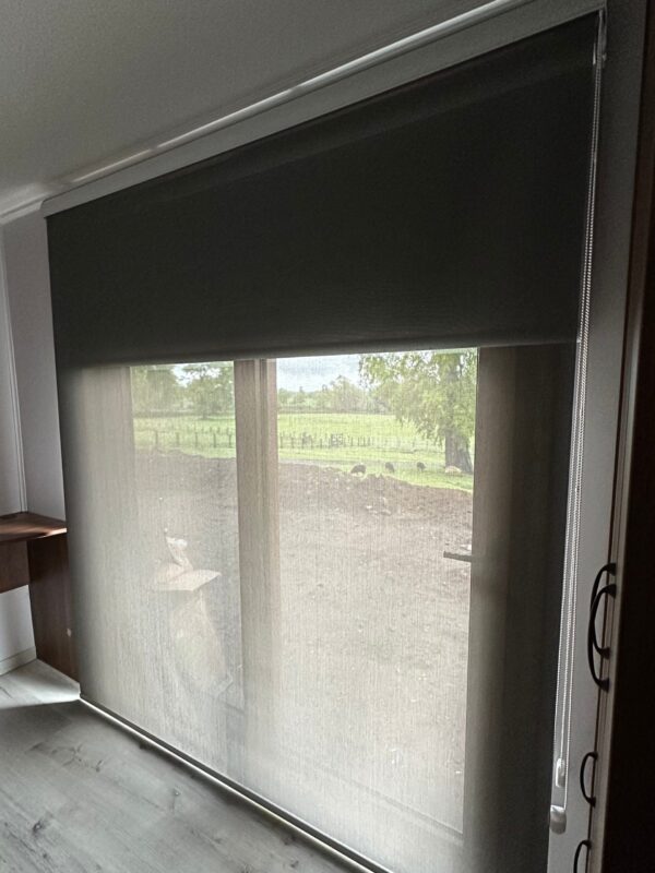 Roller Doble - Blackout Gris y Screen Grafito 3% Con Cenefa - Imagen 4